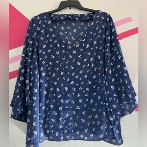 Blouse with floral print panel with lace